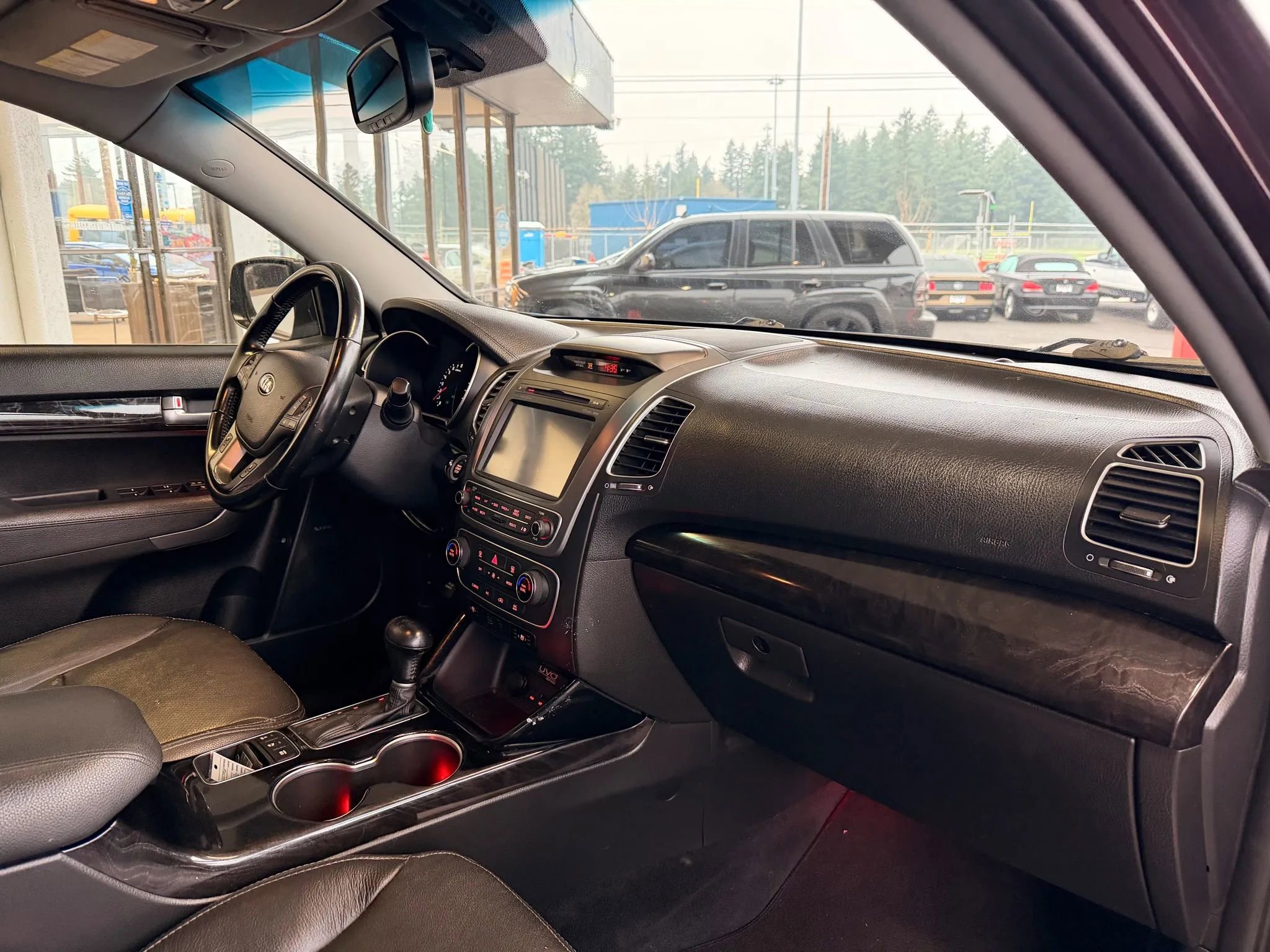 Used 2014 Kia Sorento SX w/ 3rd Row Package image 7