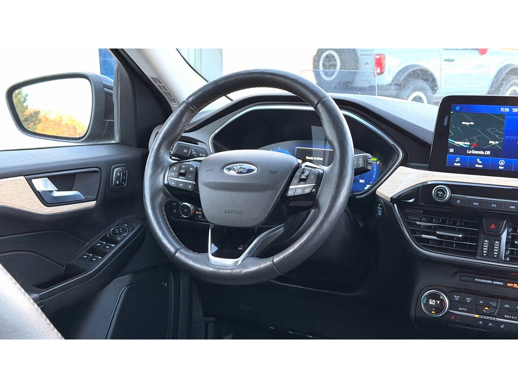 Used 2021 Ford Escape Titanium w/ Titanium Elite Package image 16