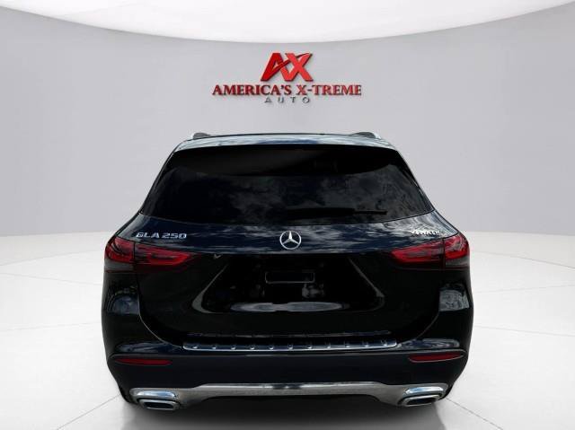 Used 2021 Mercedes-Benz GLA 250 4MATIC w/ Premium Package image 5