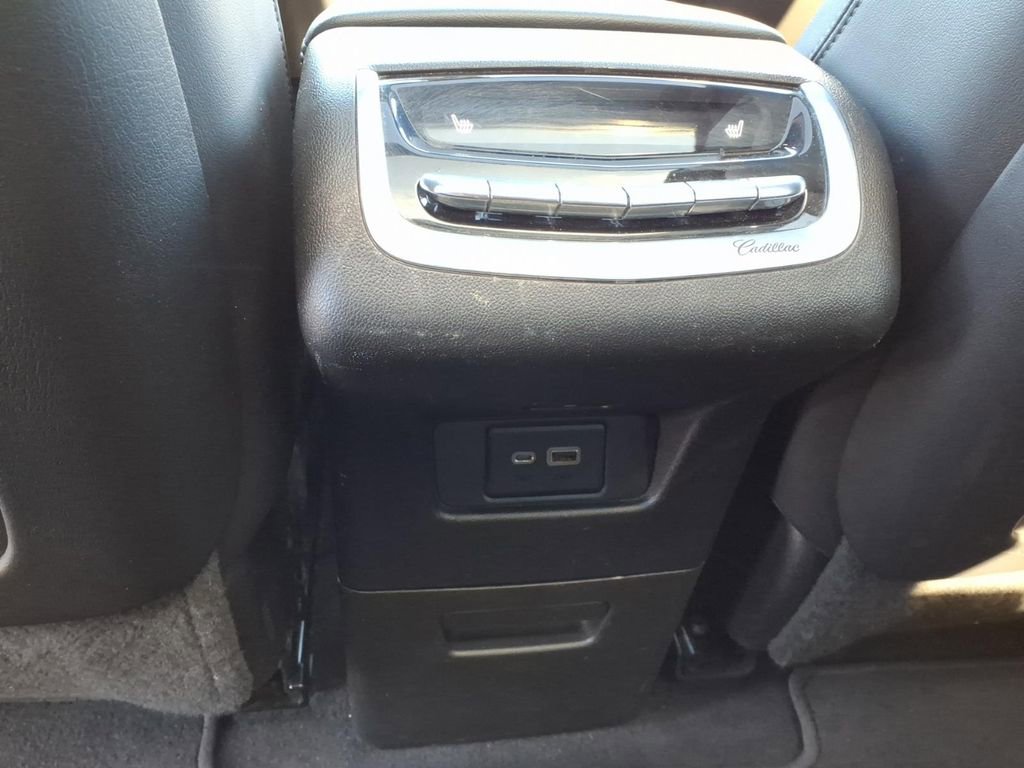 Used 2020 Cadillac XT6 Sport image 8