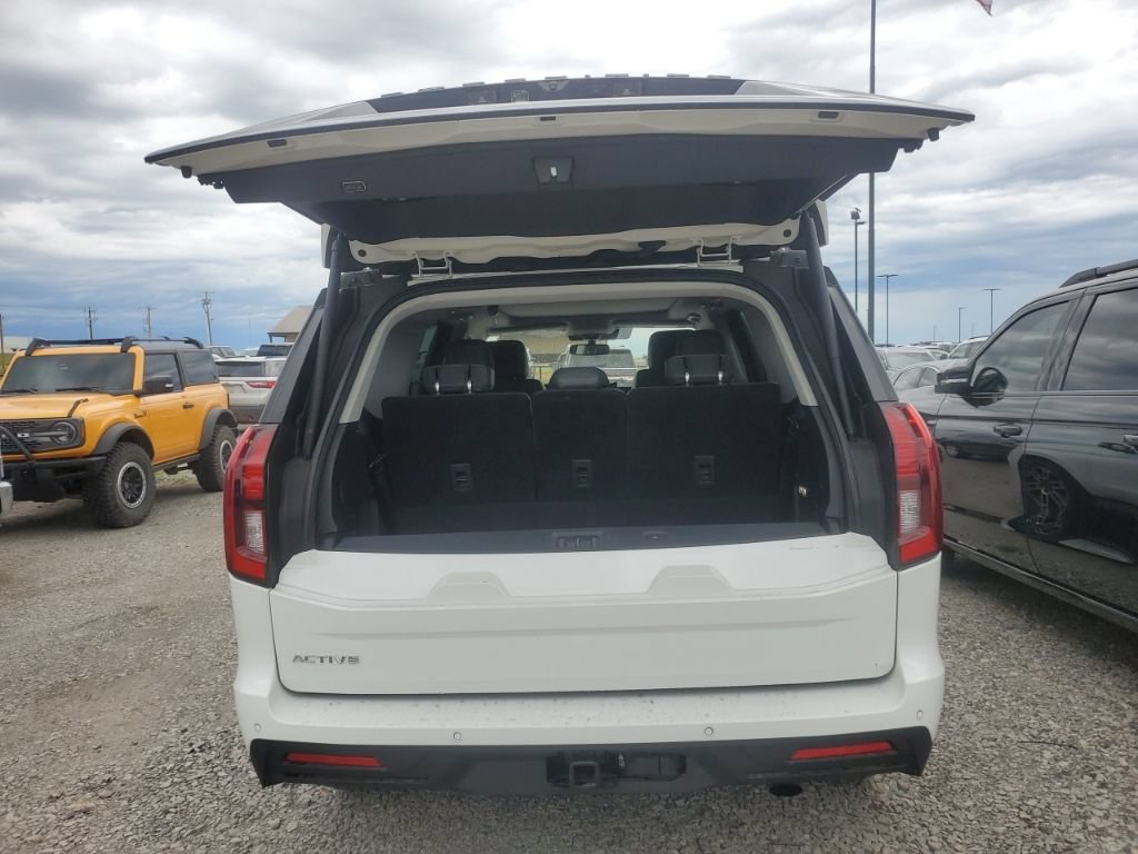 Used 2025 Ford Expedition Active AWD/4WD image 21