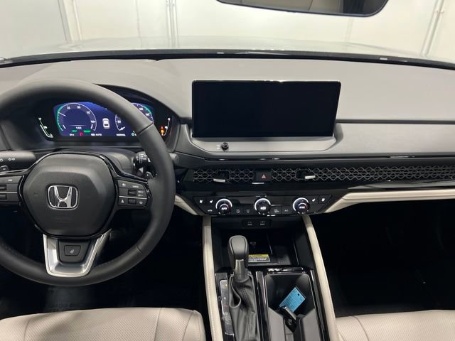 New 2025 Honda Accord Touring image 11