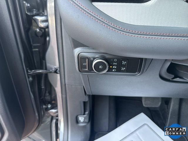 Used 2025 Ford Explorer Active w/ Active Comfort Package image 12