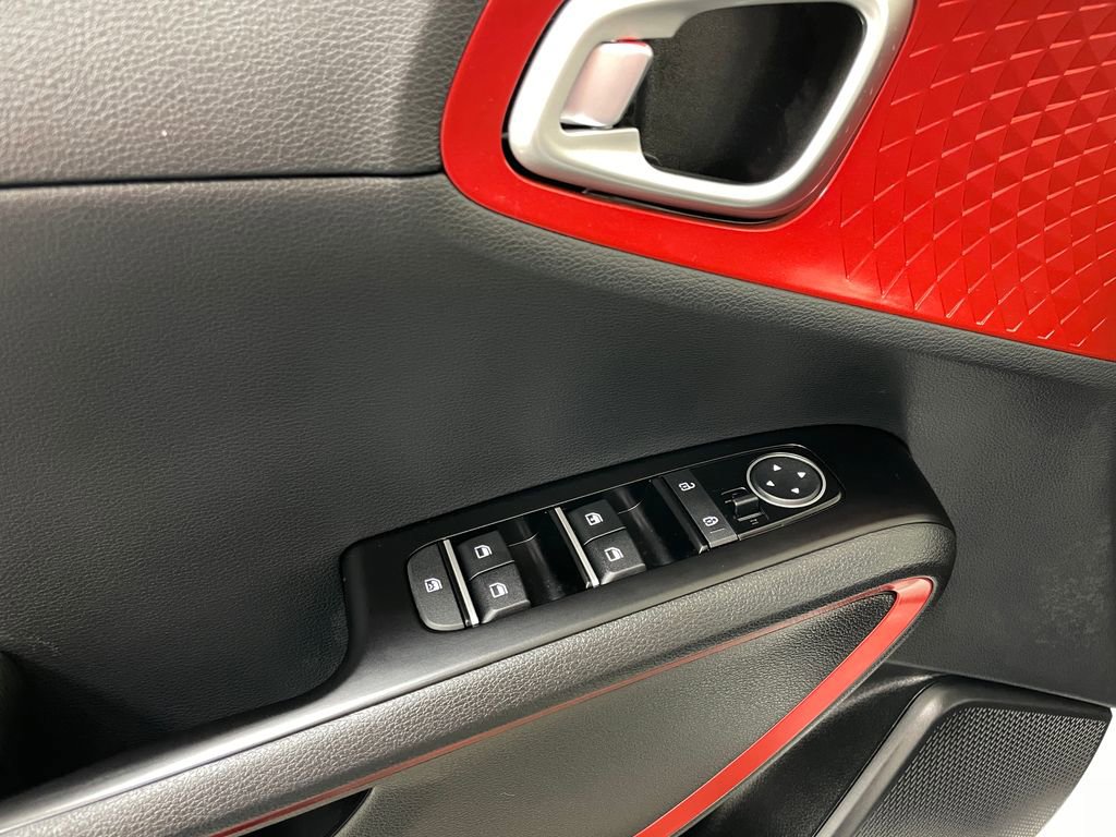 Used 2025 Kia Soul GT-Line FWD image 22