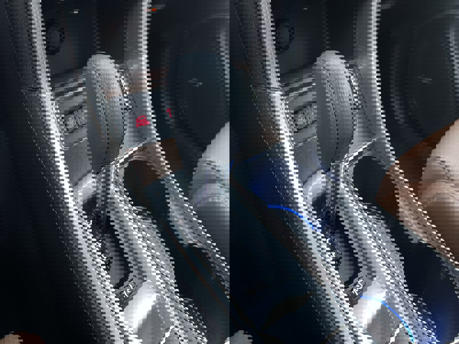 Used 2022 Subaru Ascent Touring image 22