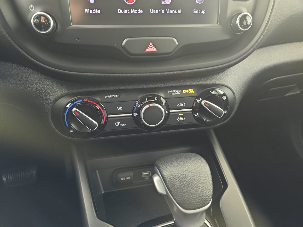 Used 2022 Kia Soul LX w/ Technology Package FWD image 25