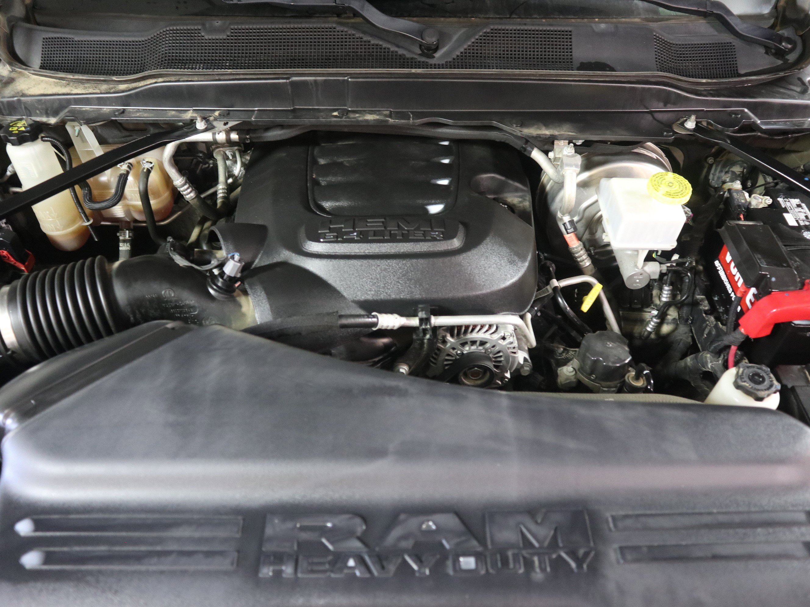 Used 2020 RAM 2500 Tradesman w/ Safety Group image 14