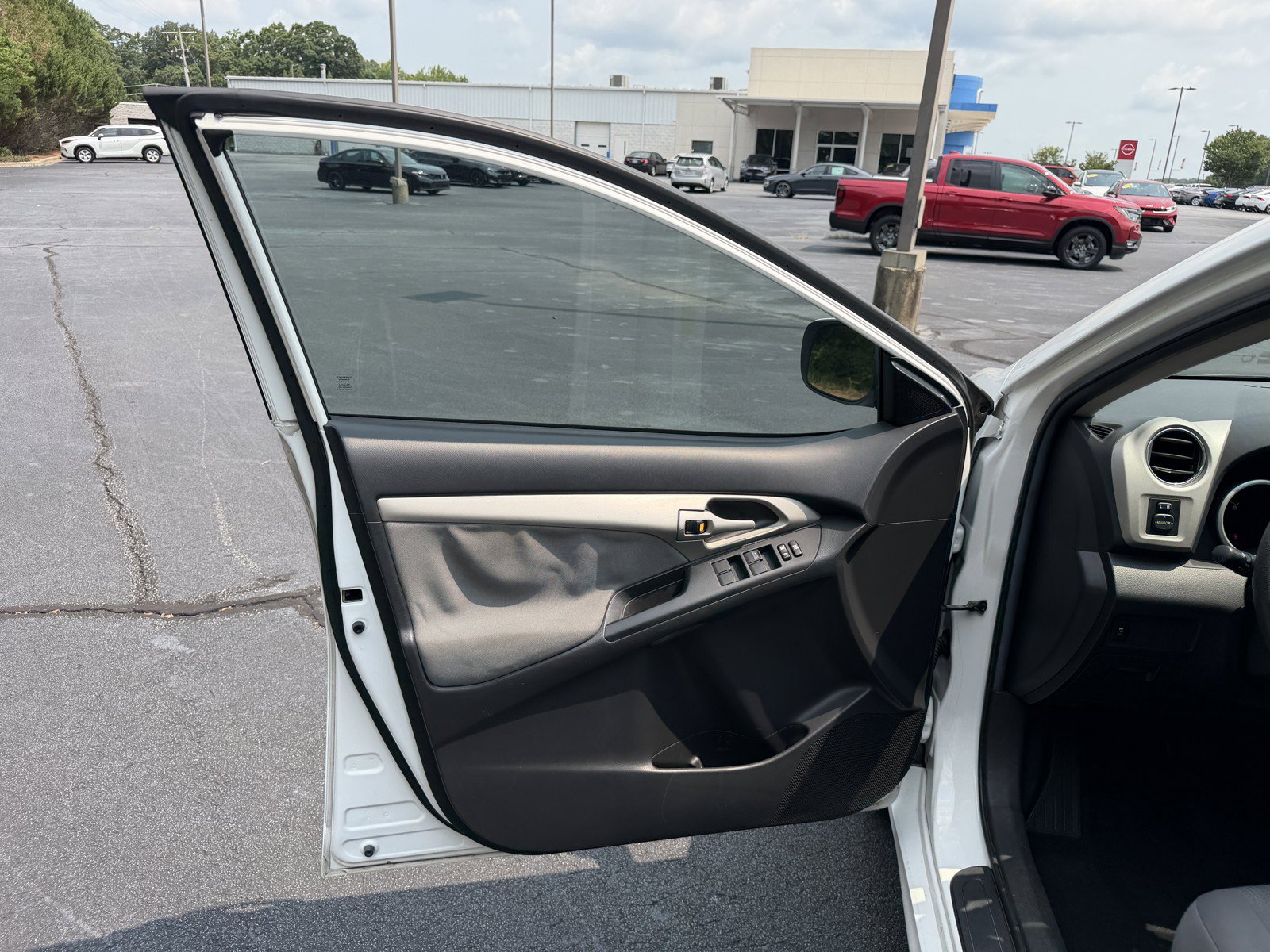 Used 2013 Toyota Matrix L w/ L Sport Pkg FWD image 16