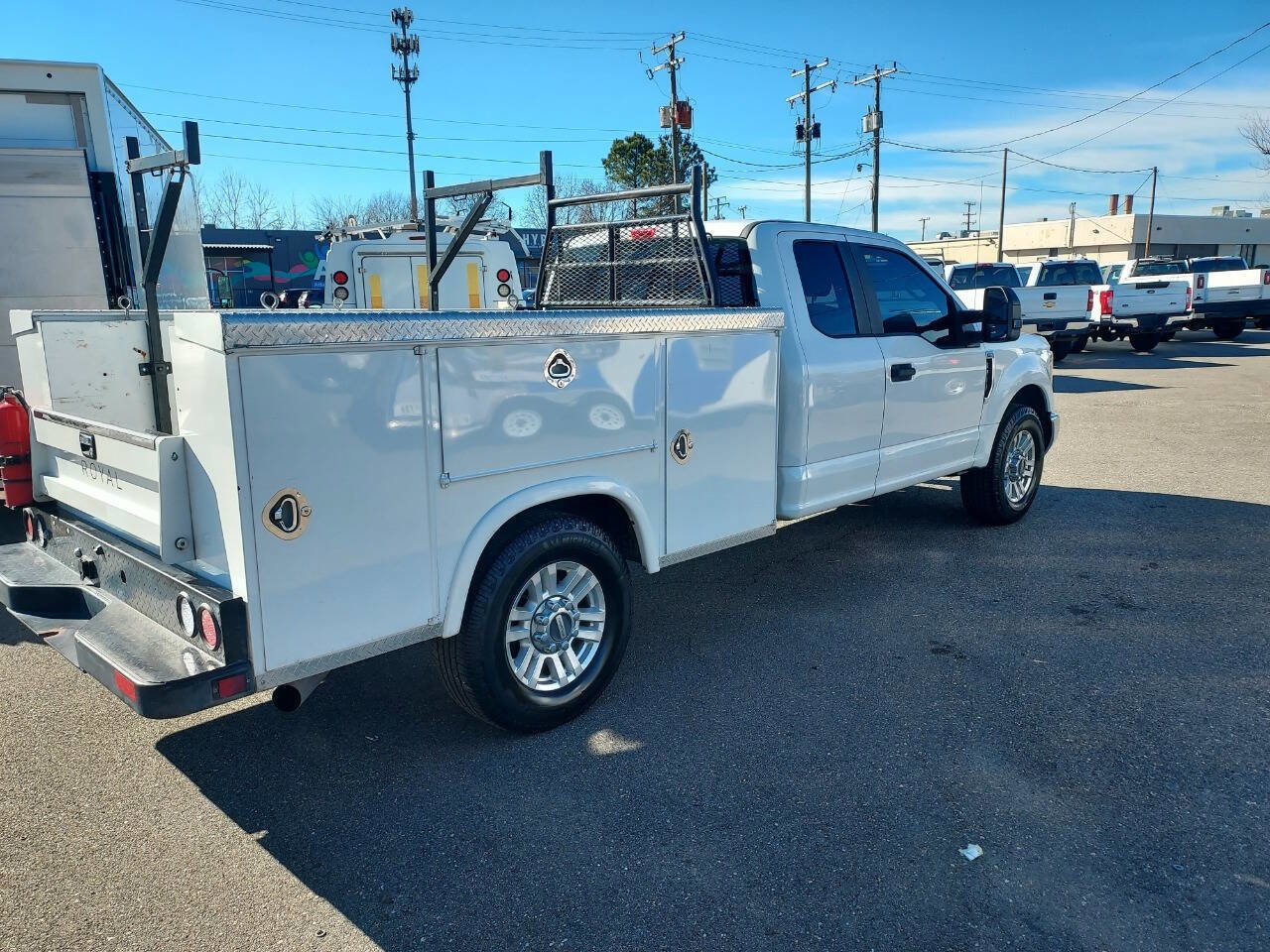 Used 2019 Ford F250 XL w/ STX Appearance Package image 3
