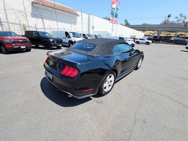 Used 2023 Ford Mustang Convertible RWD image 8