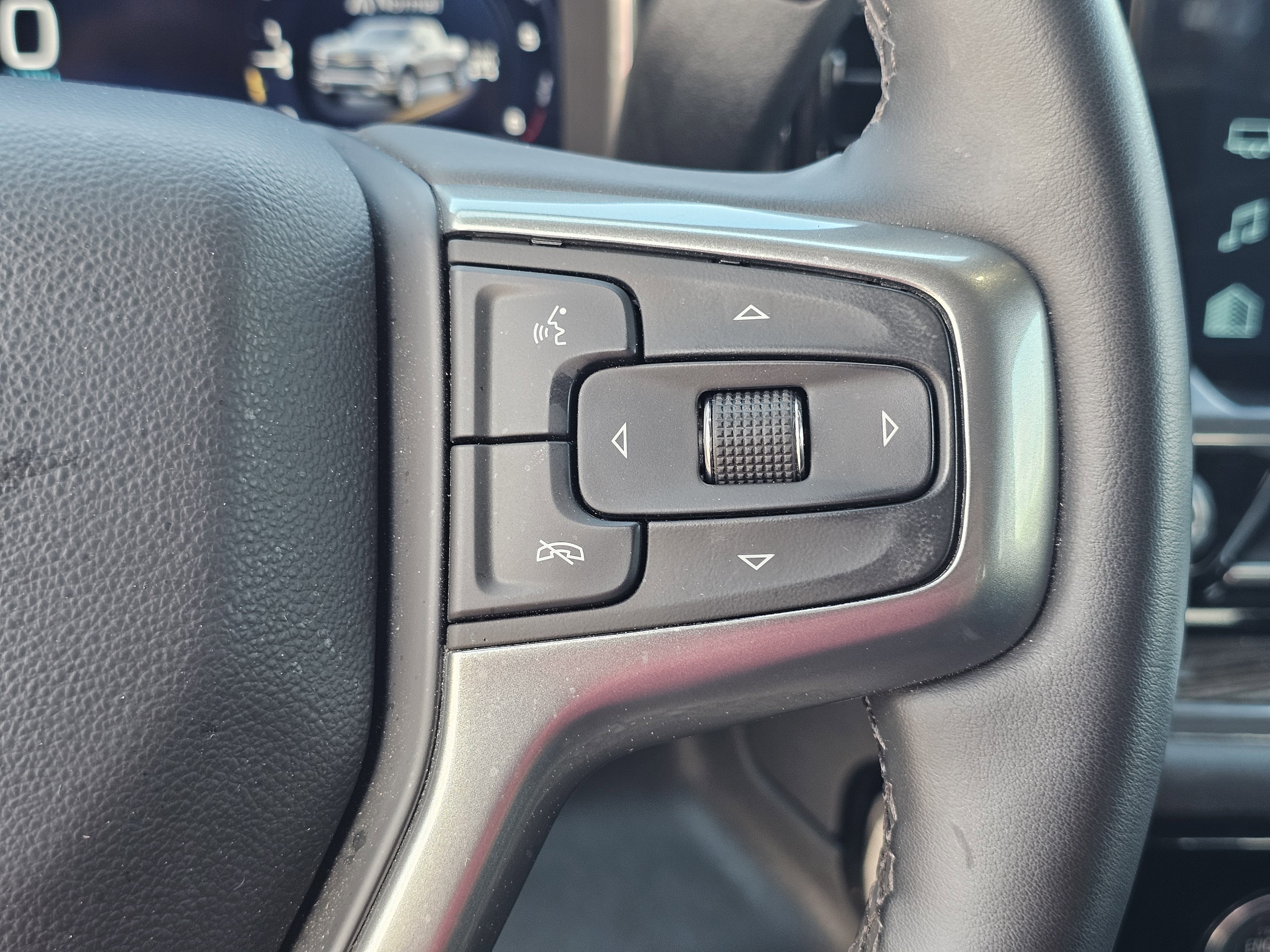 Used 2024 Chevrolet Silverado 1500 LT AWD/4WD image 22