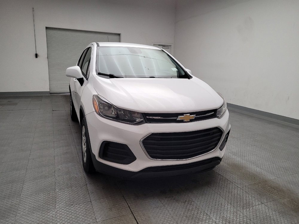 Used 2018 Chevrolet Trax LS FWD image 14