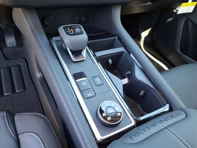 New 2026 Nissan Pathfinder SL AWD/4WD image 8