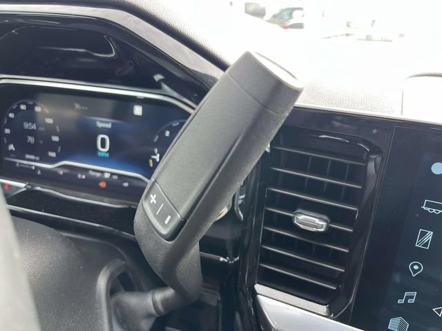 Used 2023 Chevrolet Silverado 1500 LT AWD/4WD image 26