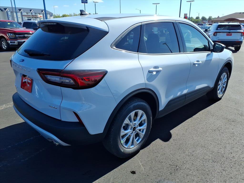 New 2026 Ford Escape Active image 3