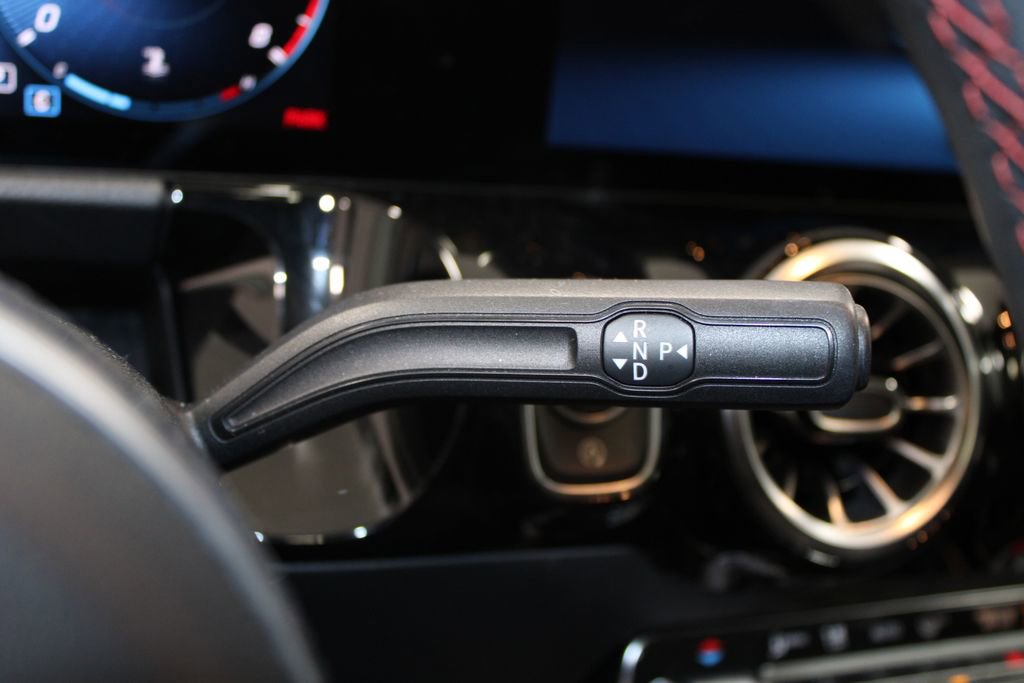 Used 2022 Mercedes-Benz GLA 35 AMG 4MATIC image 24