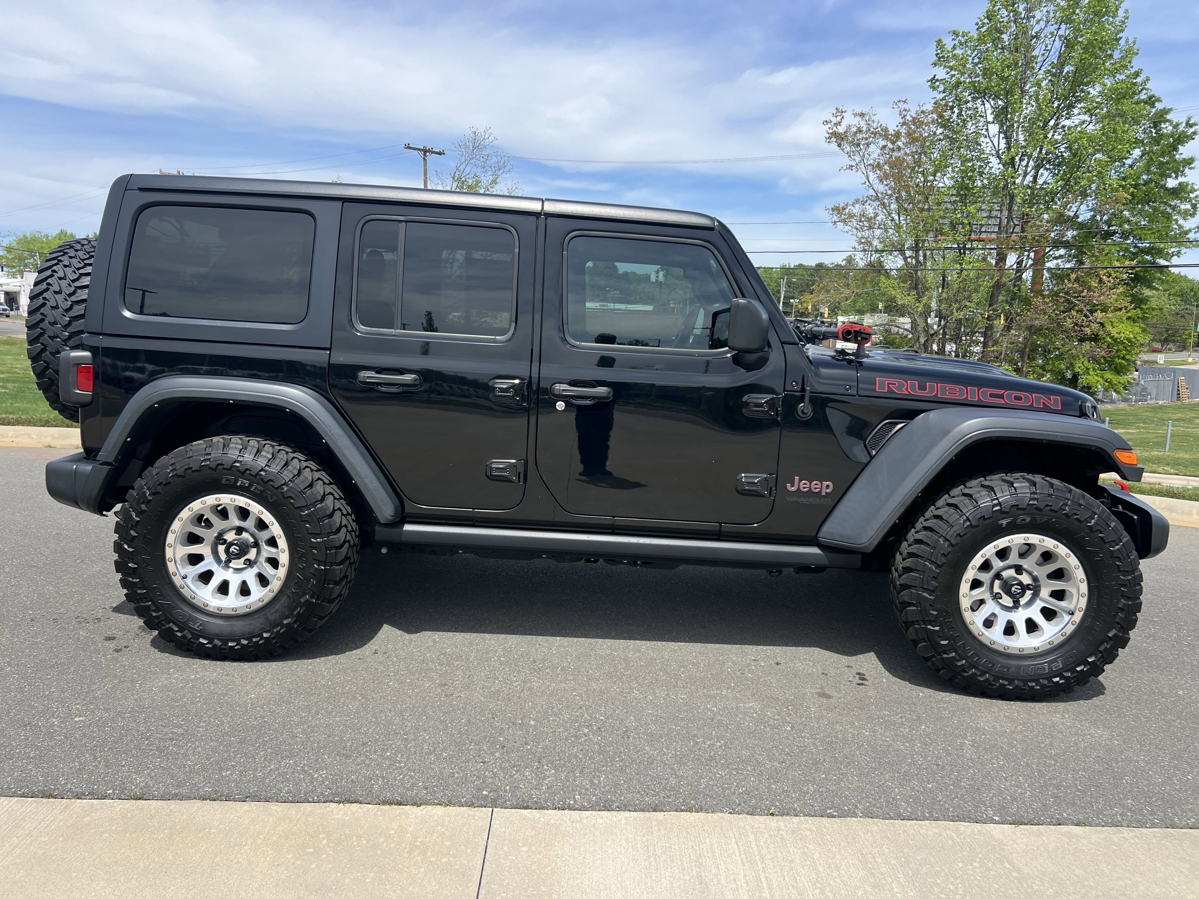 Used 2021 Jeep Wrangler Unlimited Rubicon AWD/4WD image 10