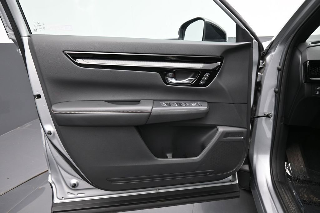 Certified 2025 Honda CR-V Sport Touring image 30