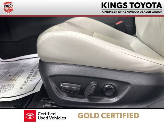 Certified 2023 Toyota Prius Limited AWD/4WD image 9