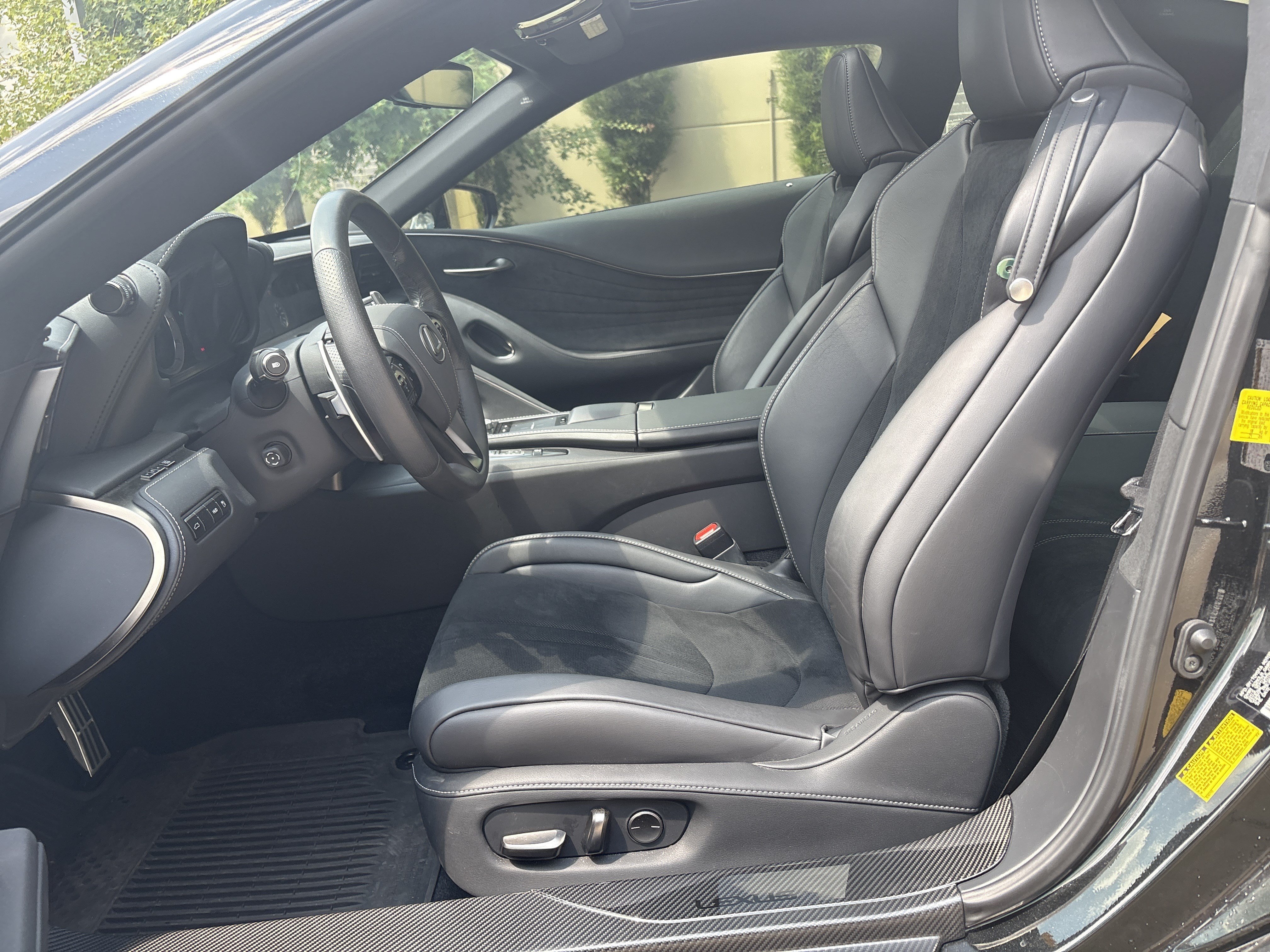 Certified 2022 Lexus LC 500 Coupe w/ Sport Package RWD image 16