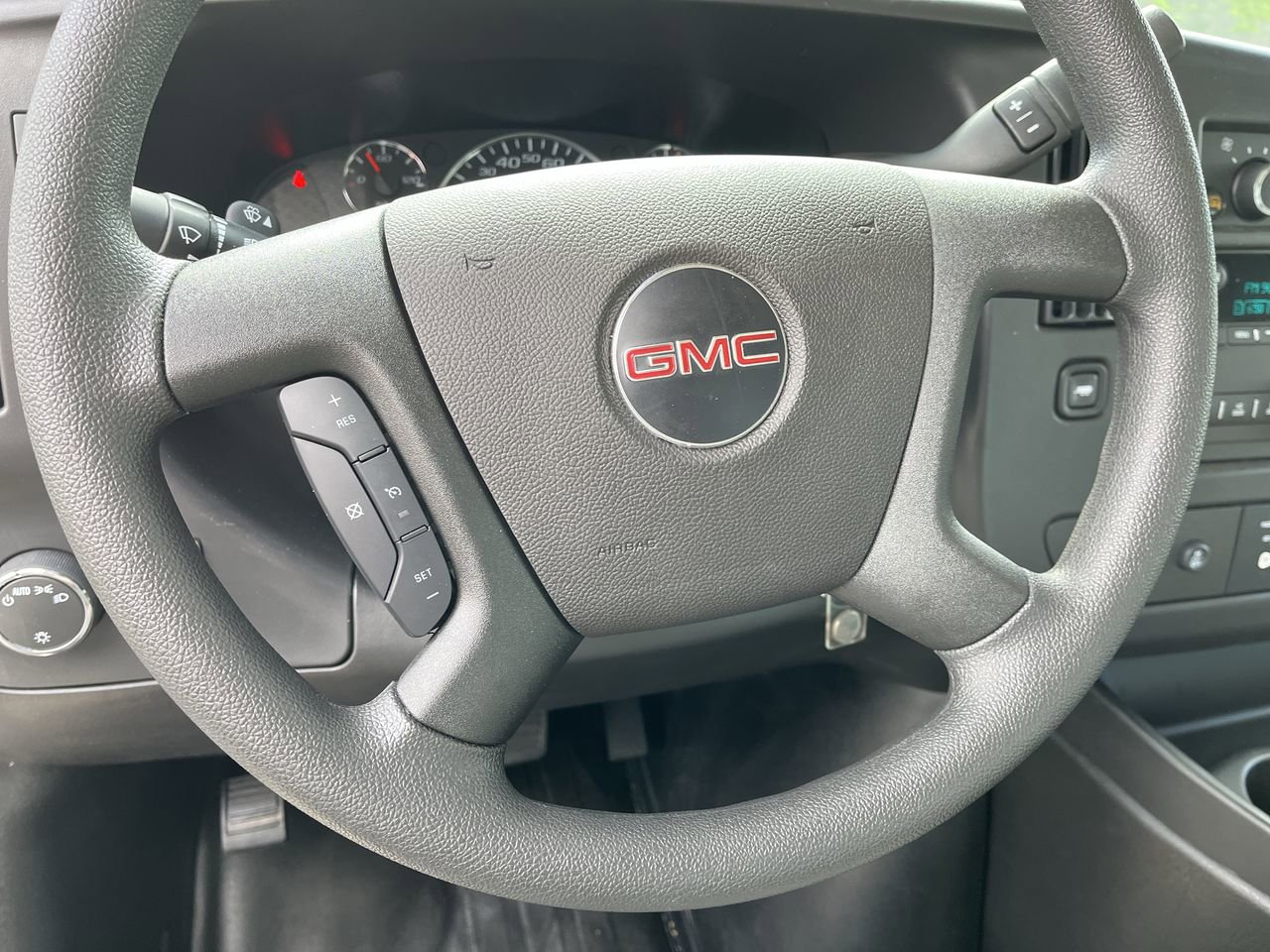 New 2026 GMC Savana 3500 w/ Power Convenience Package RWD image 10