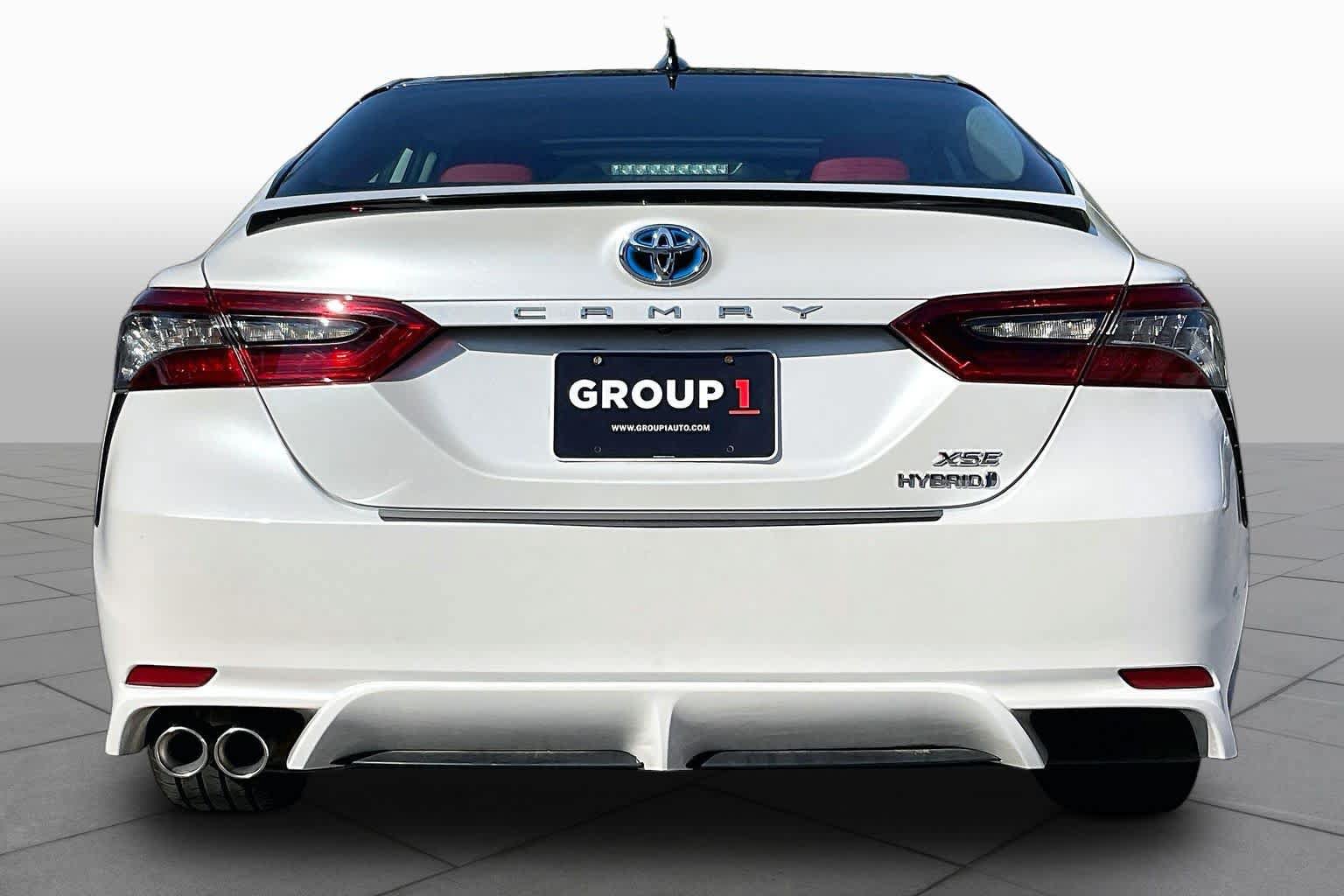 Used 2021 Toyota Camry XSE w/ Cold Weather Package FWD image 4