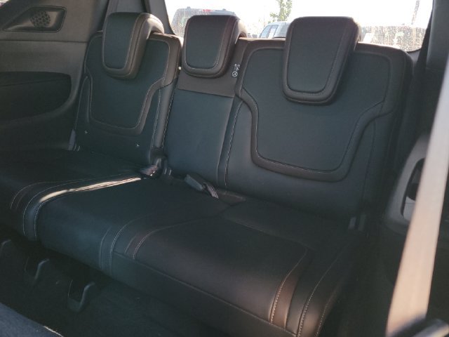 Used 2025 Nissan Armada SL w/ Captain's Chari Seat Package AWD/4WD image 9