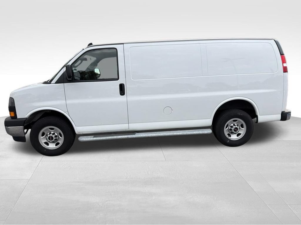 Used 2024 GMC Savana 2500 w/ Driver Convenience Package RWD video 2