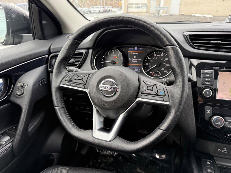 Used 2021 Nissan Rogue Sport SL w/ Premium Package image 14