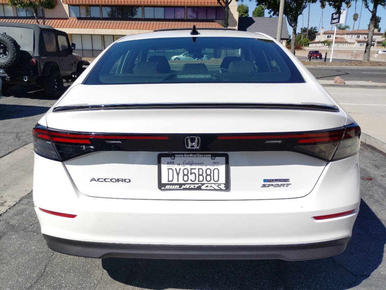 Used 2025 Honda Accord Sport image 4