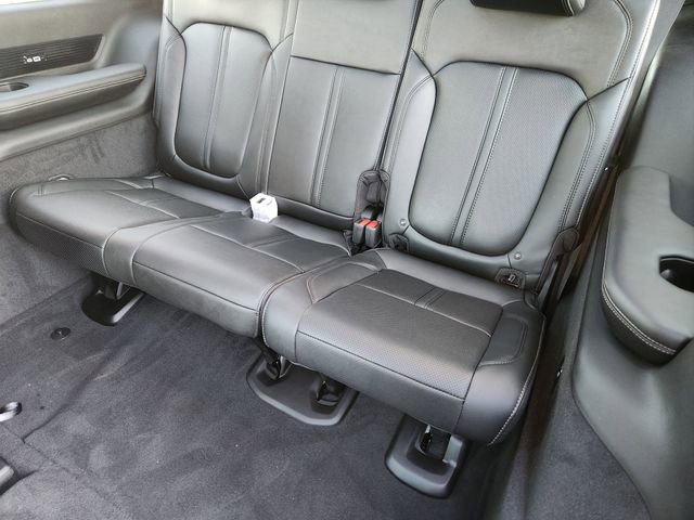 New 2026 Jeep Grand Wagoneer Summit w/ Premium Group III image 25