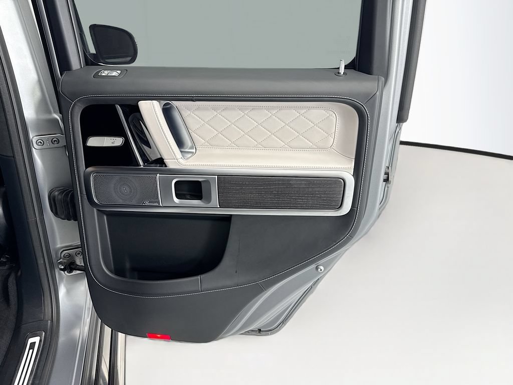 Used 2023 Mercedes-Benz G 550 image 25