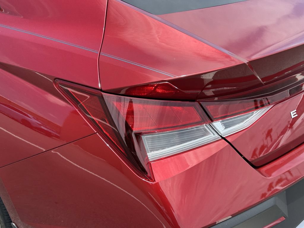 Certified 2024 Hyundai Elantra SEL FWD image 34