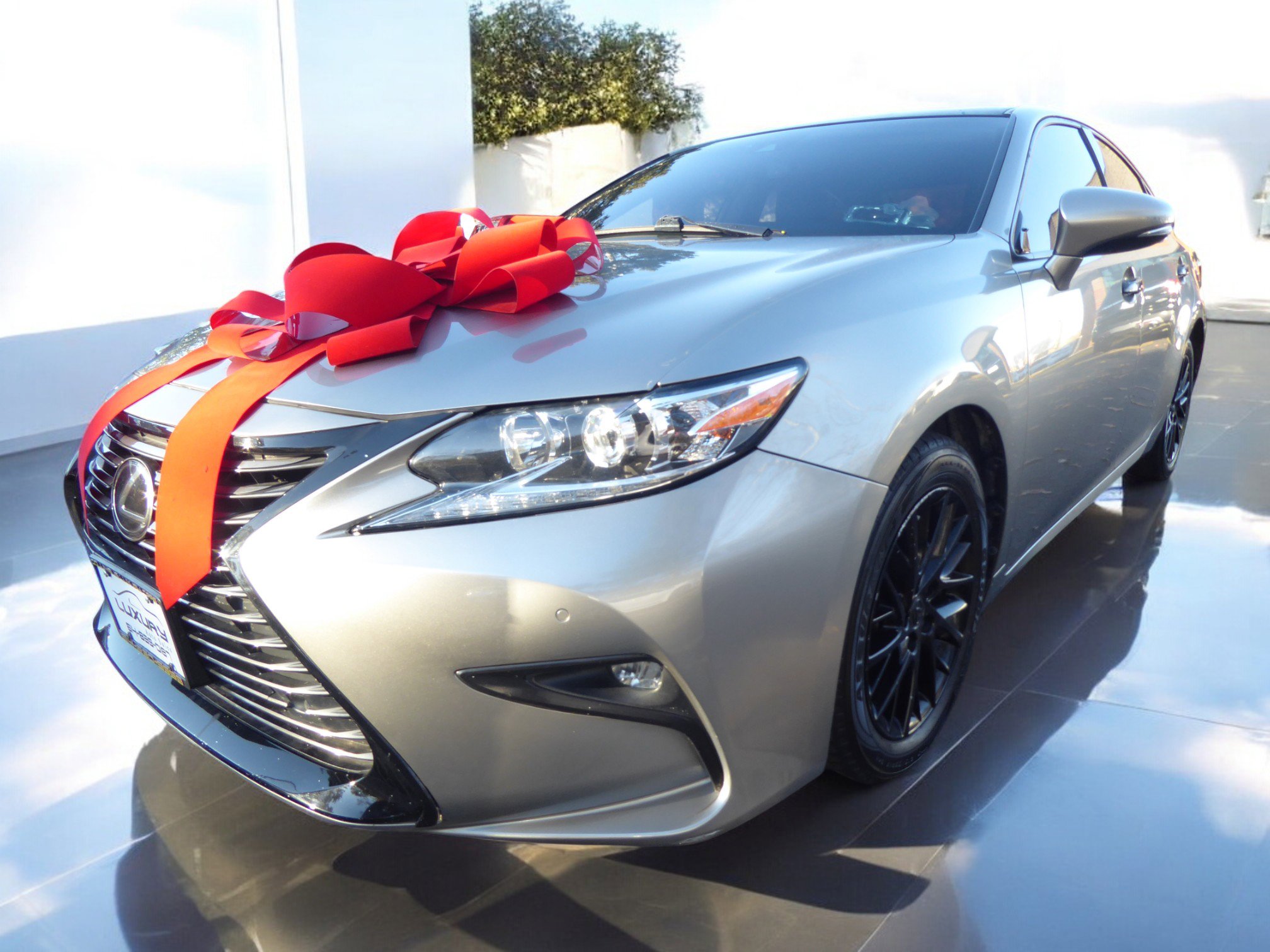 Used 2017 Lexus ES 350 w/ Navigation System Package image 5