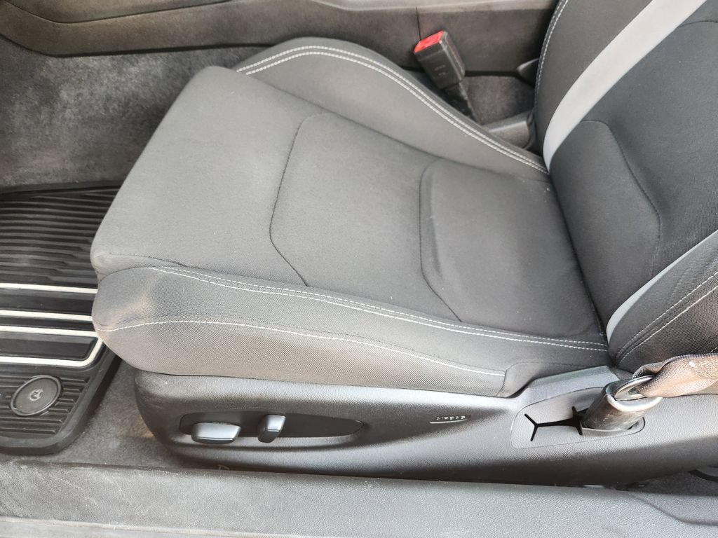 Used 2019 Chevrolet Camaro SS RWD image 23