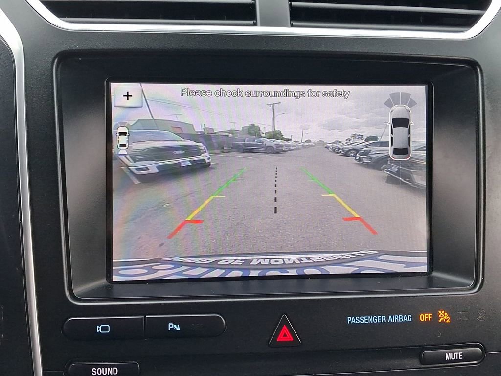 Used 2019 Ford Explorer Limited w/ Class II Trailer Tow Package AWD/4WD image 23