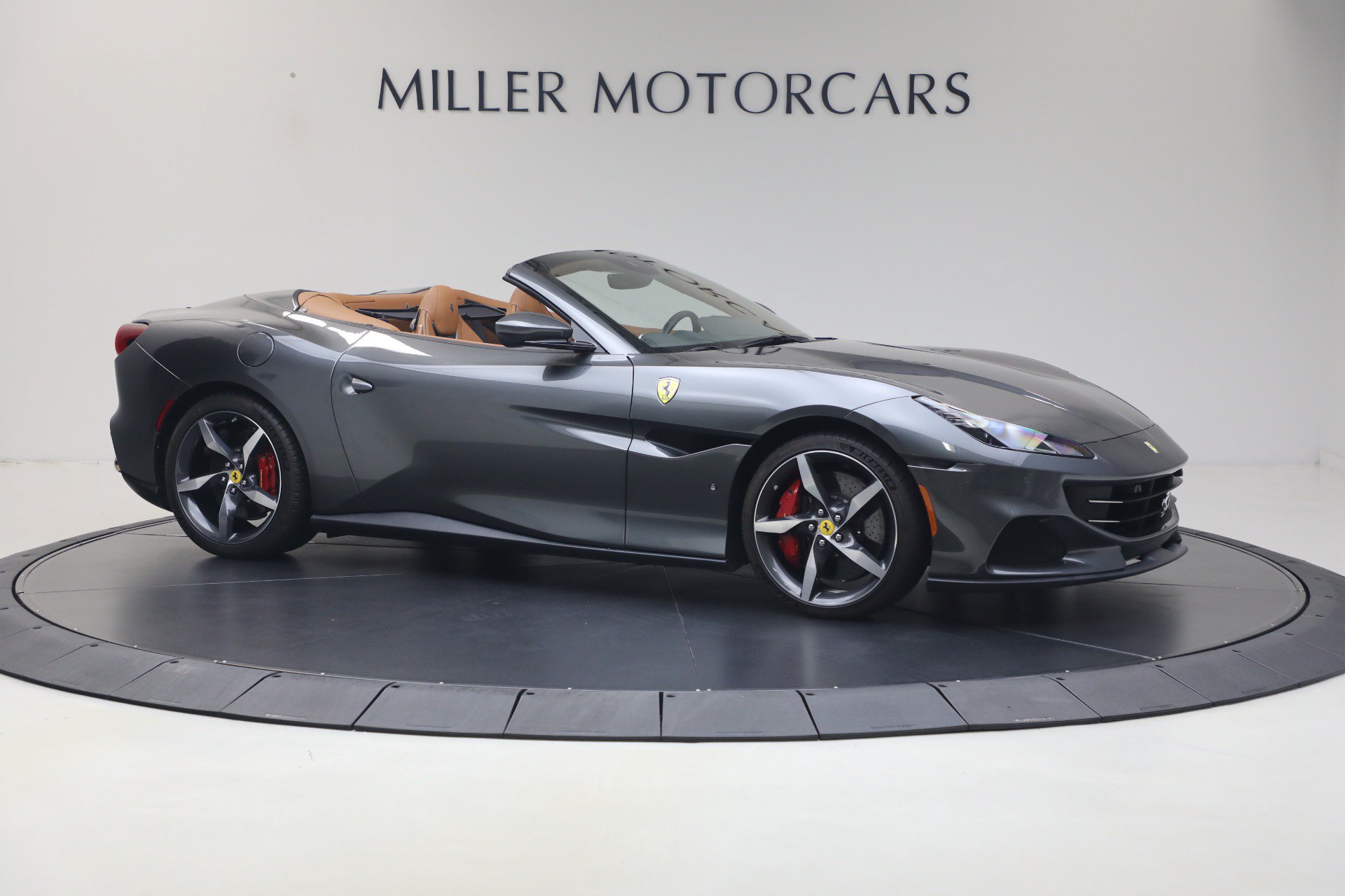 Certified 2022 Ferrari Portofino M RWD image 11