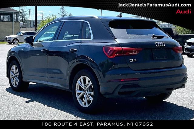 Used 2023 Audi Q3 2.0T Premium w/ Convenience Package AWD/4WD image 10