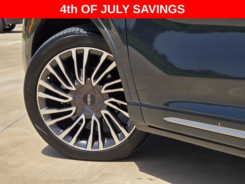 Used 2022 Lincoln Corsair Reserve w/ Equipment Group 201A AWD/4WD image 32