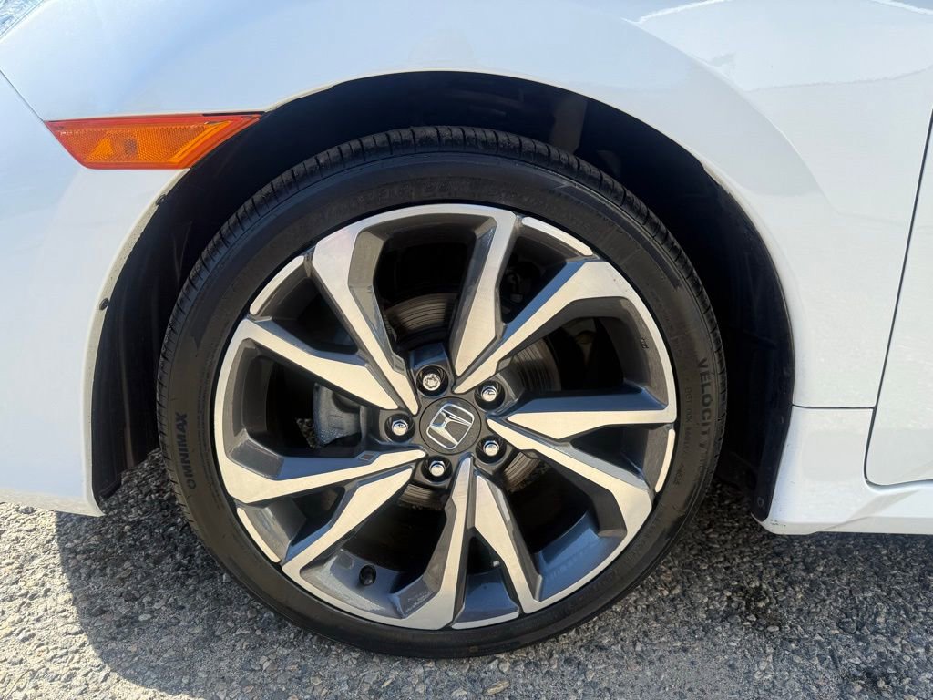 Used 2020 Honda Civic Touring image 10