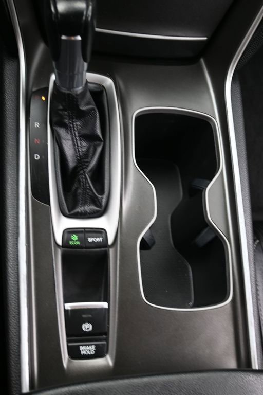 Used 2019 Honda Accord Sport image 17