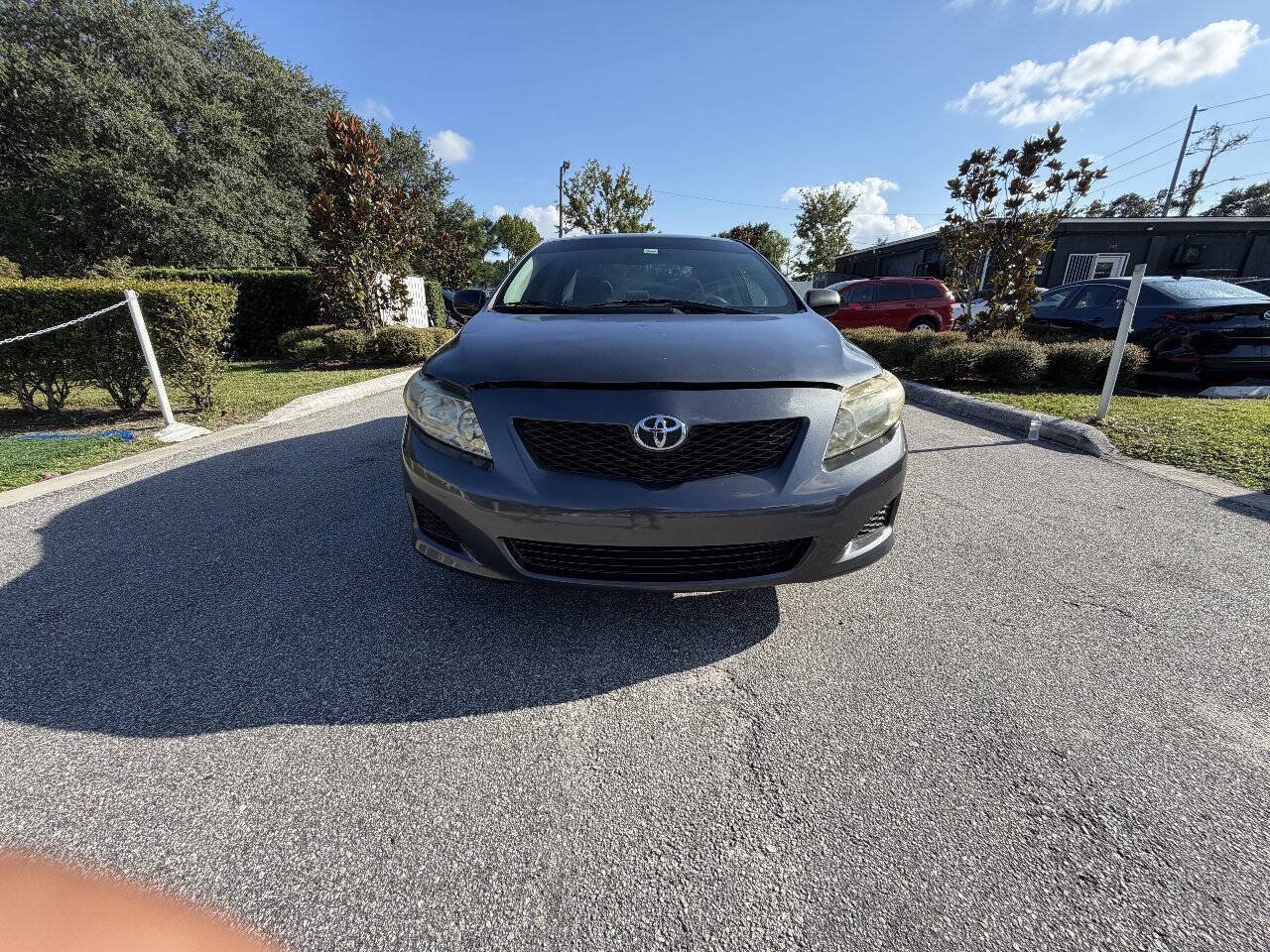 Used 2010 Toyota Corolla LE FWD image 2