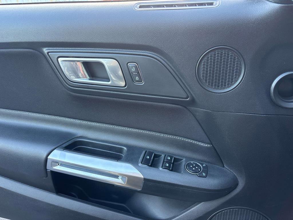 Used 2018 Ford Mustang Convertible w/ Equipment Group 101A image 10