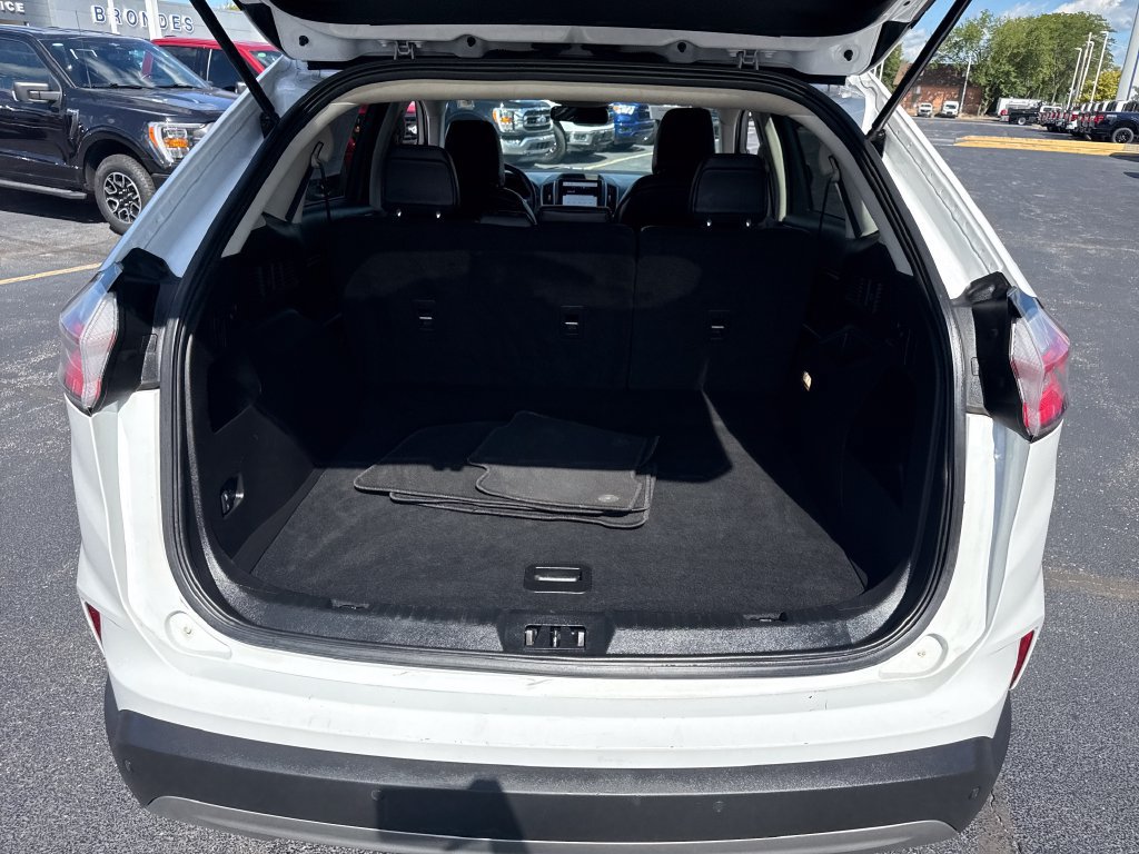 Used 2024 Ford Edge SEL AWD/4WD image 13