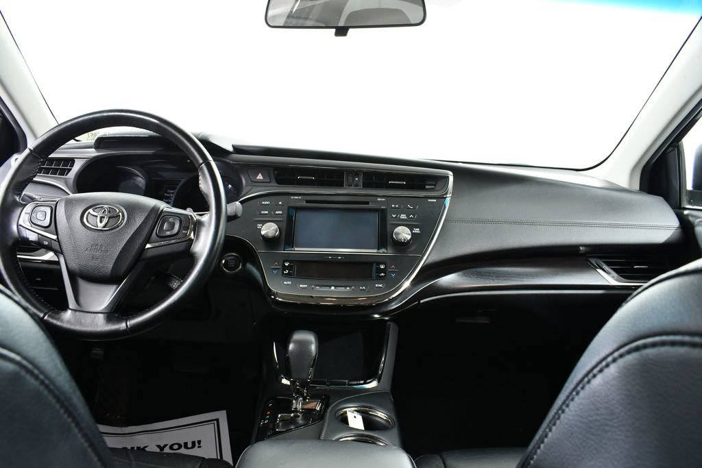 Used 2016 Toyota Avalon XLE FWD image 7