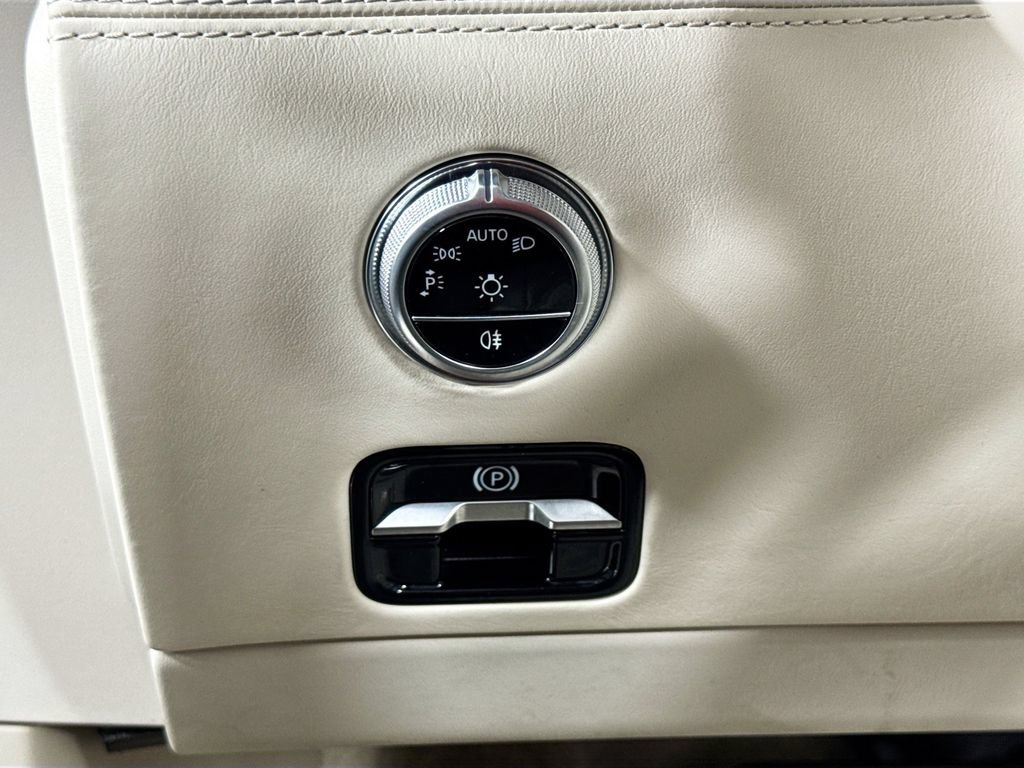 Used 2022 Mercedes-Benz SL 55 AMG 4MATIC image 10