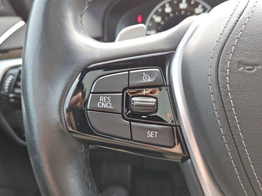 Used 2019 BMW 540i w/ Convenience Package RWD image 23