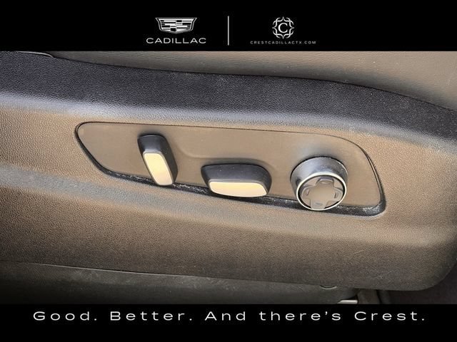 Used 2025 Cadillac XT4 Premium Luxury FWD image 26