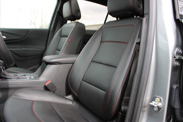 Used 2023 Chevrolet Equinox RS w/ RS Leather Package image 18