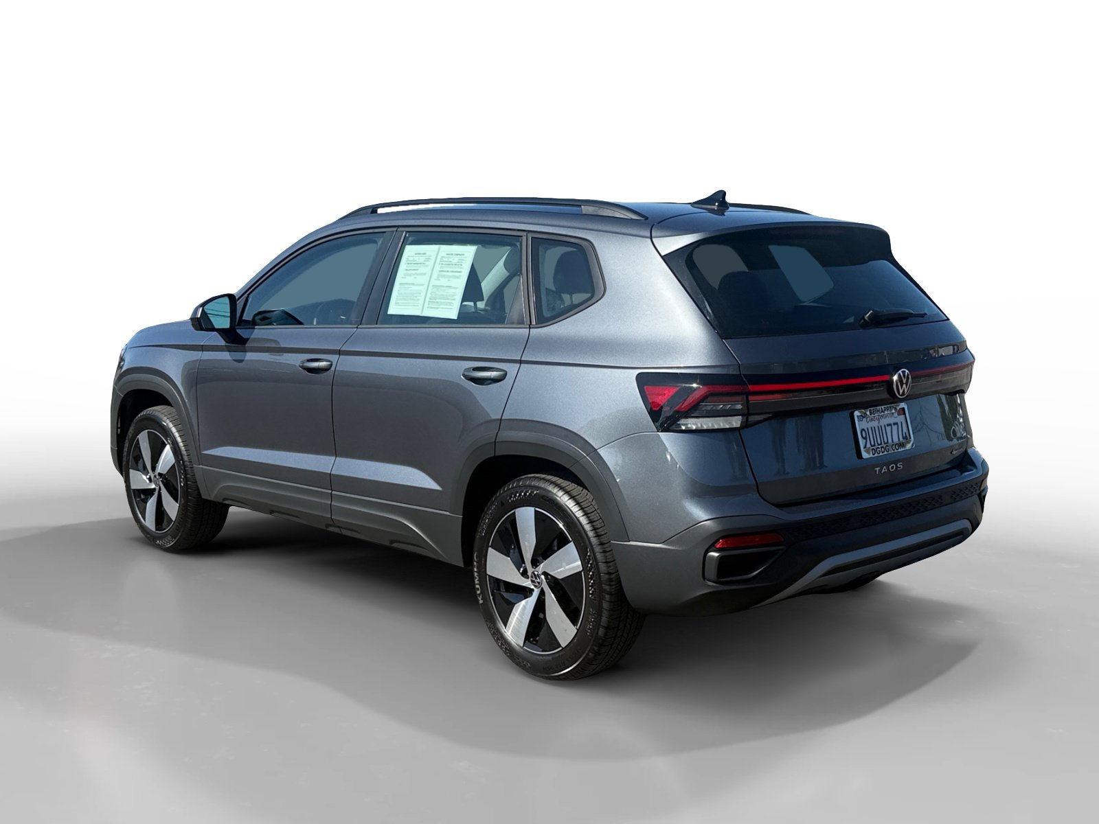 Certified 2025 Volkswagen Taos S AWD/4WD image 3